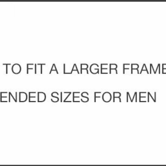 KEEP SCROLLING!! WE CARRY MEN'S WOMEN'S CHILDREN'S - Picture 3 of 4